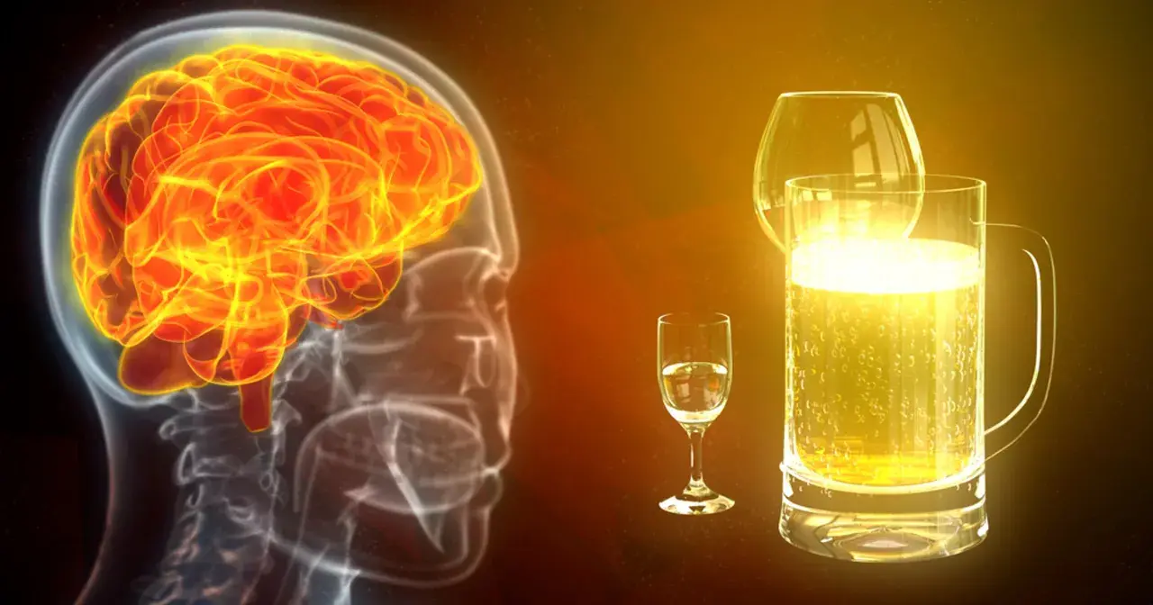 Jasny mózg w profilu, obok kieliszek i kufel piwa. Obraz symbolizuje demencję alkoholową i jej wpływ na mózg.