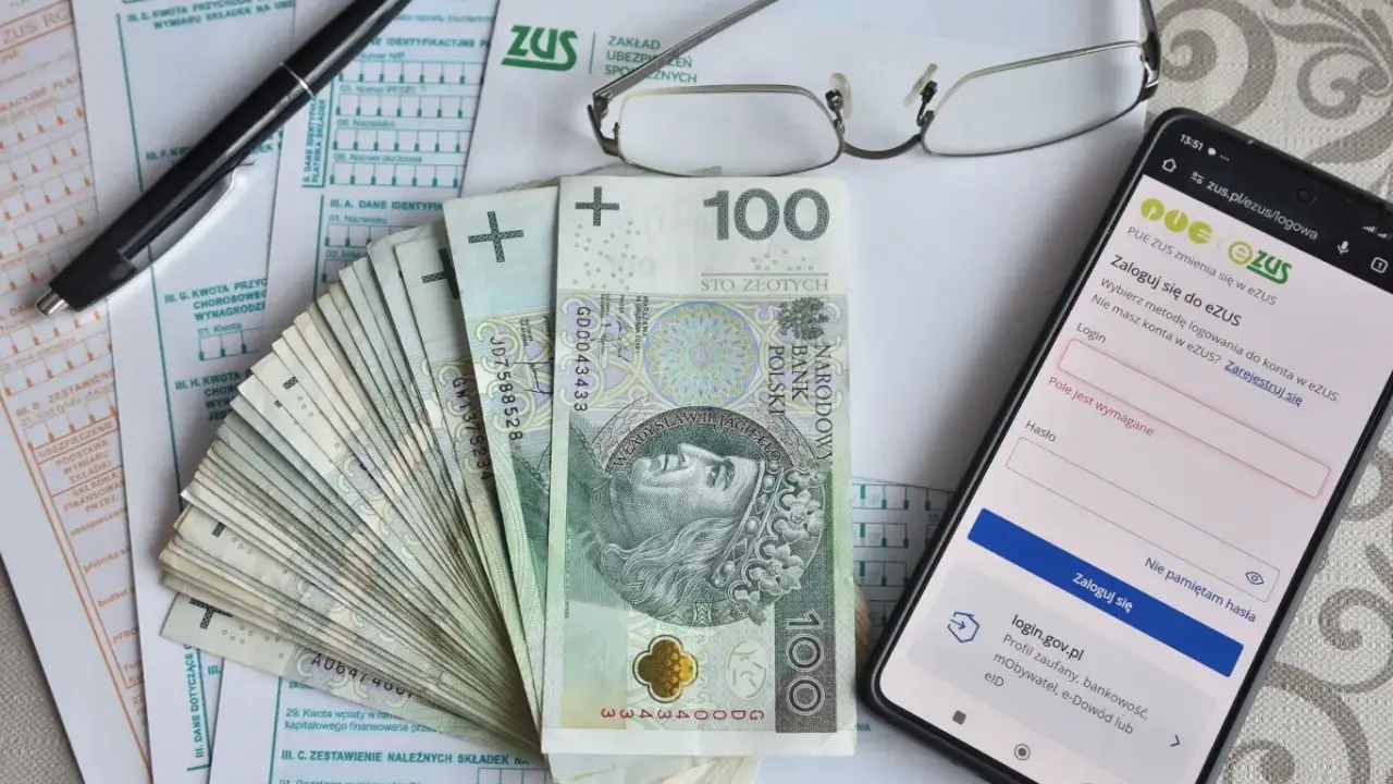 Umowa zlecenie a emerytura: pieniądze, dokumenty ZUS i logowanie do eZUS na telefonie.