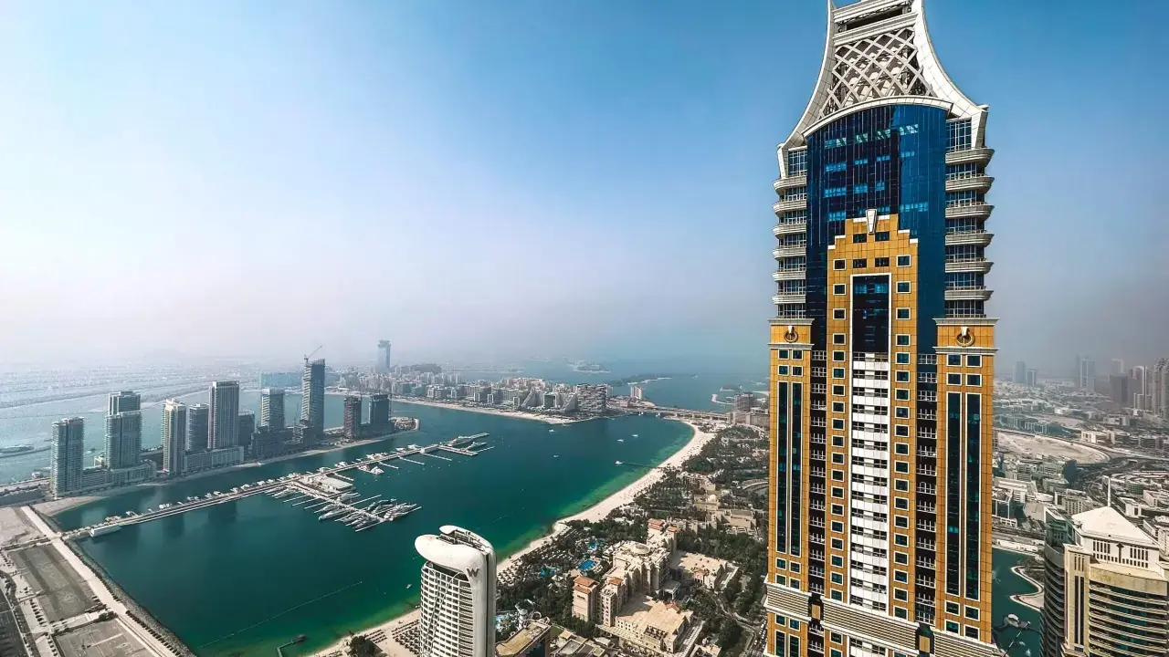 Dubaj: Ile kosztuje wynajem mieszkania? Uniknij ukrytych opłat!