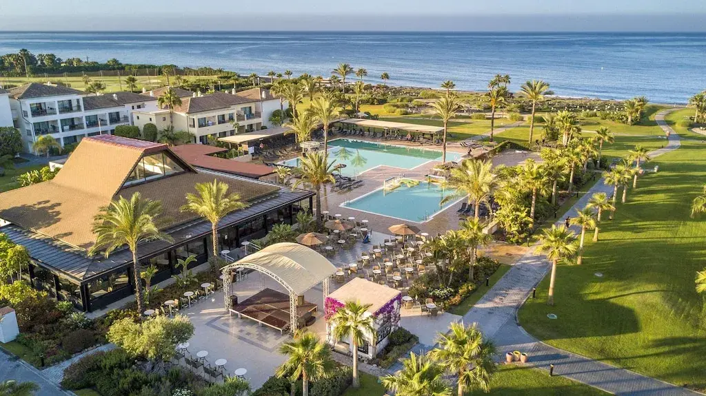 Impressive Playa Granada Golf: Tu oasis de golf, playa y relax