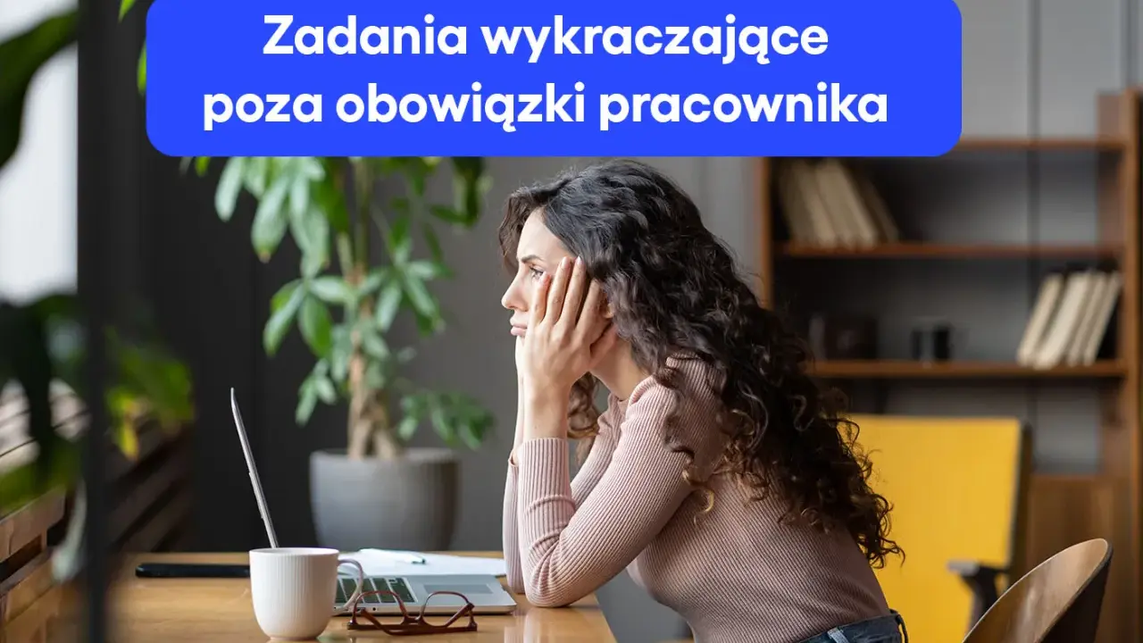 Kobieta zamyślona nad zadaniami wykraczającymi poza obowiązki pracownika.