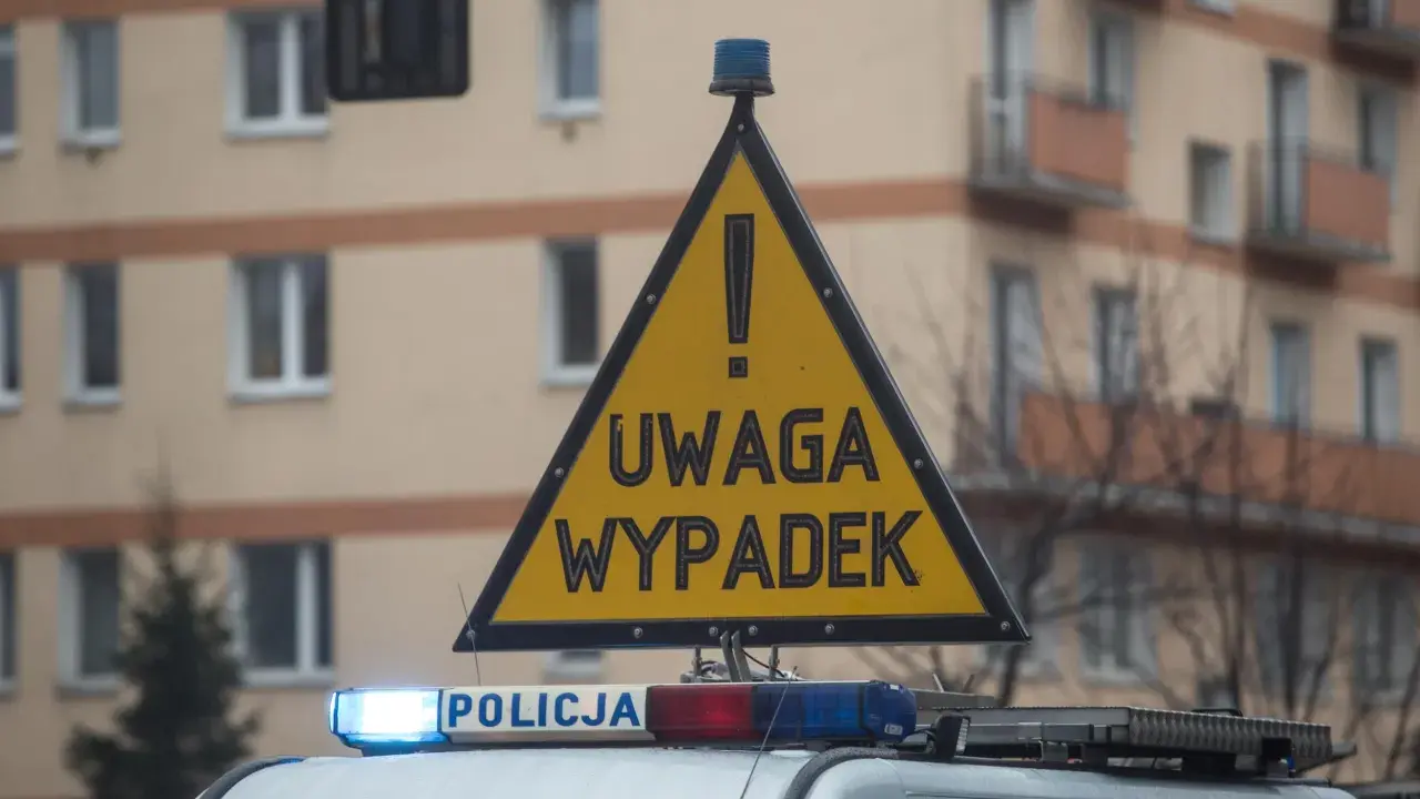 Stłuczka: Jak postępować? Kiedy policja, a kiedy oświadczenie?