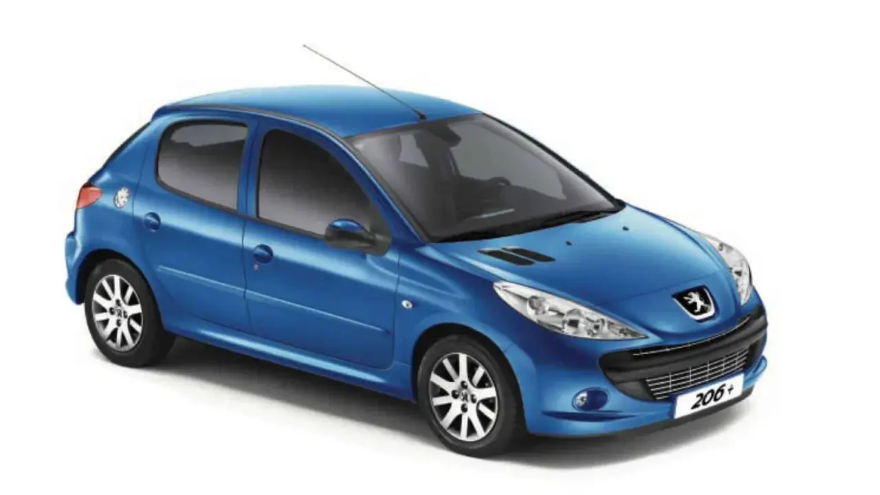 Błękitny Peugeot 206 1.4 benzyna, gotowy na miejskie przygody.