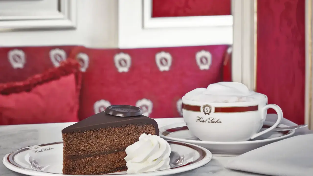 Hotel Sacher Wien: Legende, Luxus & die echte Sacher-Torte