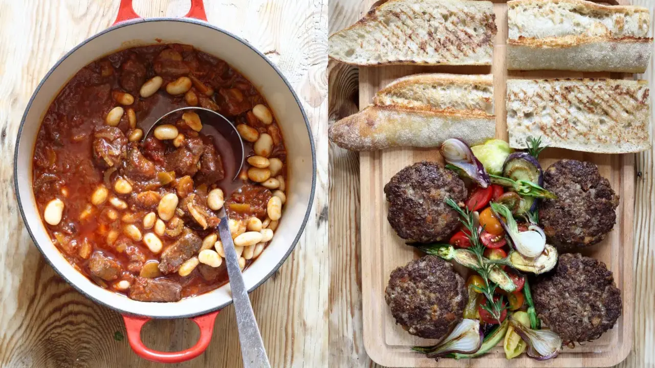 Vildsvinsgryta med bönor i röd sås och grillade biffar med grönsaker och bröd. Ett härligt recept vildsvin för middagen.