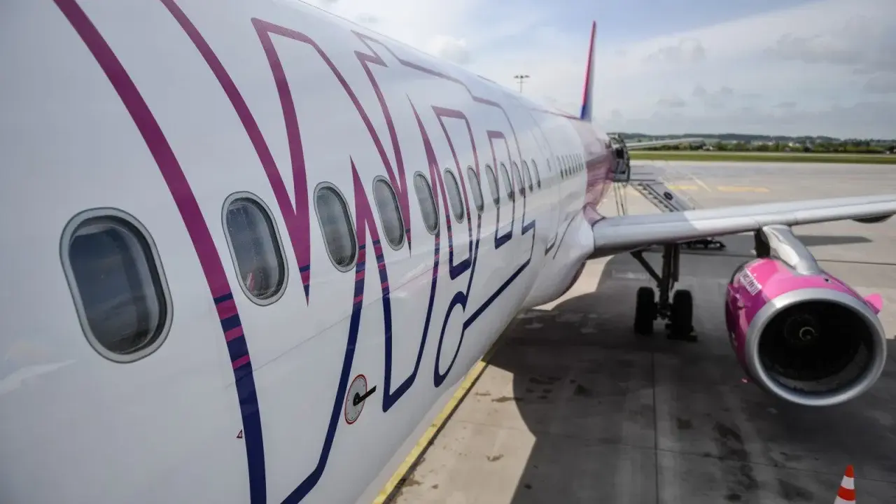 Wizz Air: Tanie bilety? Kiedy i jak rezerwować, by zaoszczędzić!