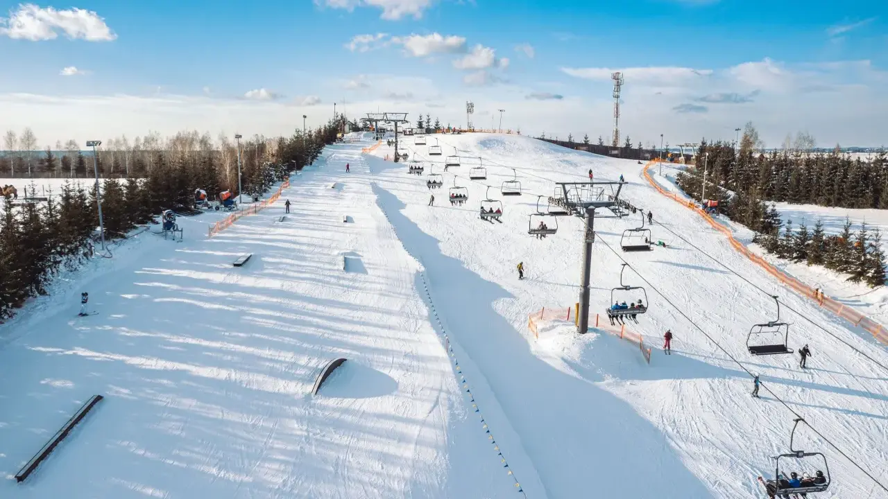 Szwajcaria Bałtowska Snowpark: Czy wymiata w tym sezonie? Sprawdź!