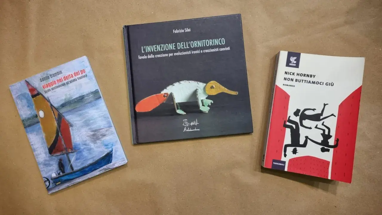 I libri del mese: "Viaggio nel delta del Po", "L'invenzione dell'ornitorinco" e "Non butiamoci giù".