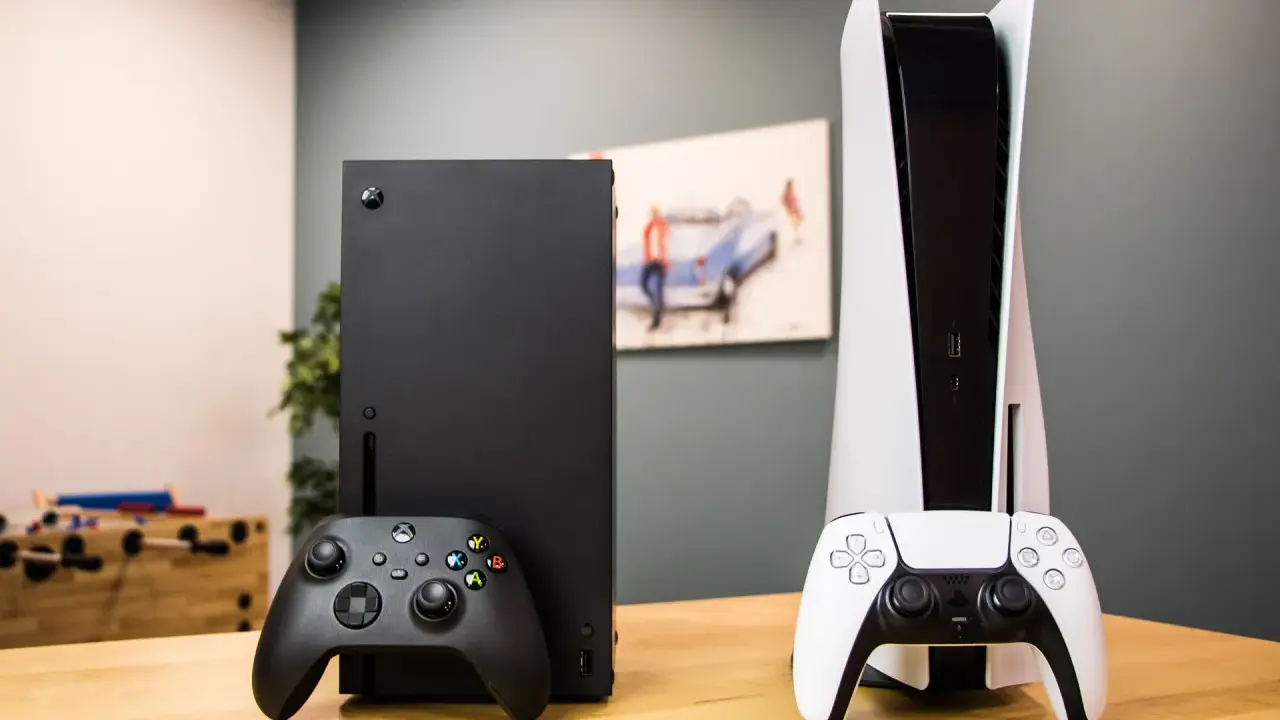 PS5 czy Xbox Series X: Która konsola jest dla CIEBIE w 2026?