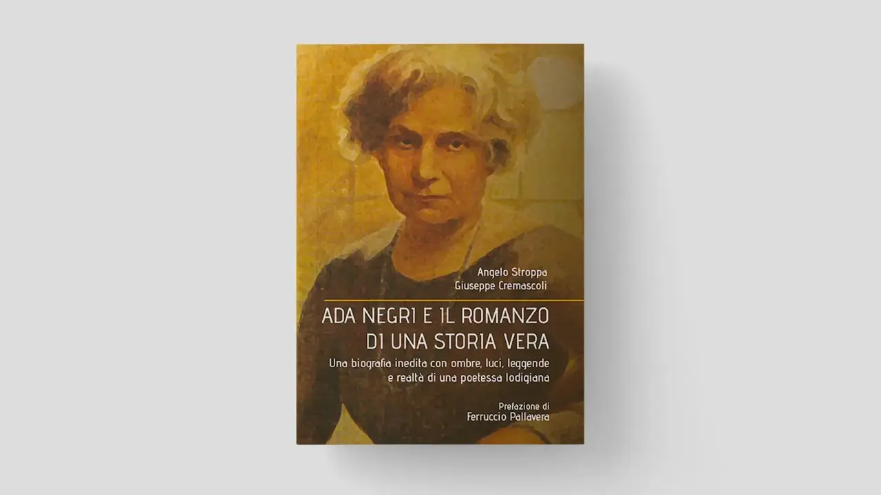 Copertina libro: ritratto di Ada Negri poetessa, con titolo "Ada Negri e il romanzo di una storia vera".