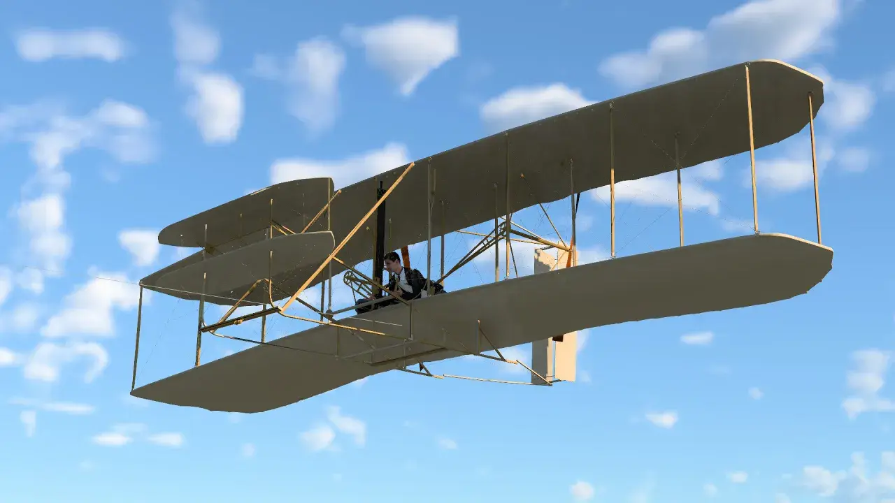 Das Flugzeug der Gebrüder Wright fliegt unter blauem Himmel mit Wolken. Ein Pilot sitzt im Cockpit.