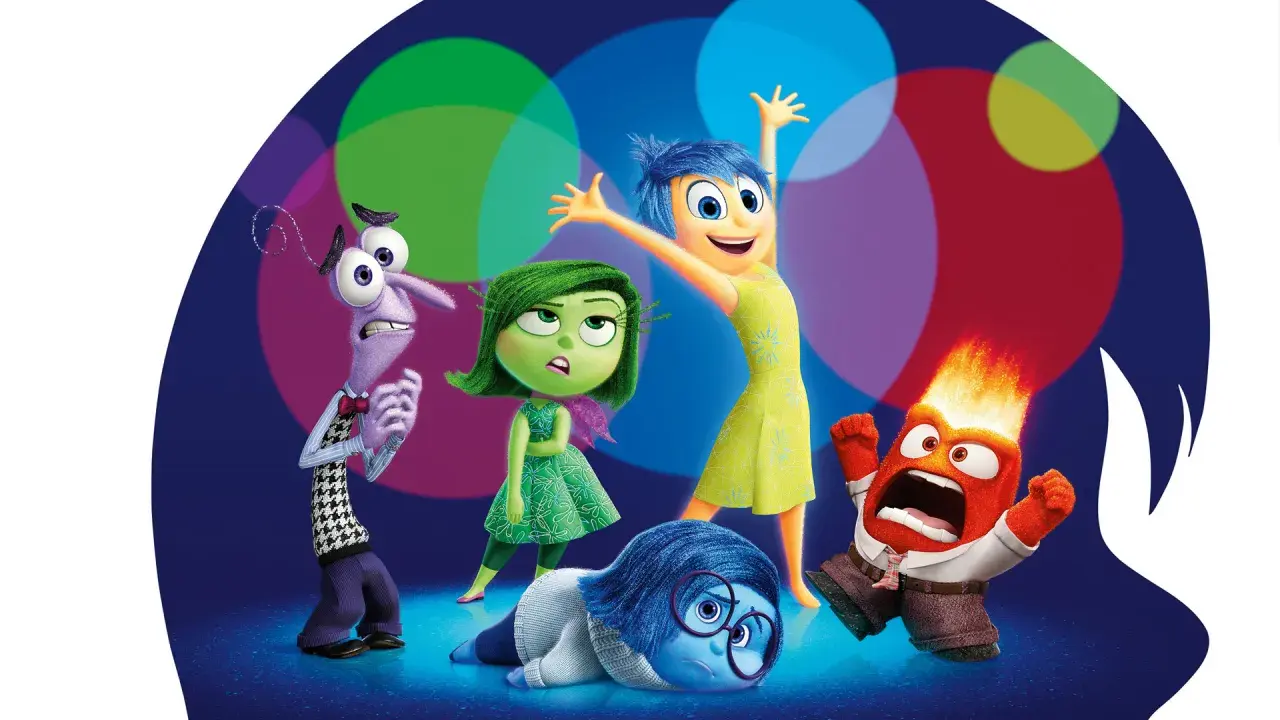 Personajes de "Inside Out" muestran emociones, clave para la inteligencia emocional niños. Alegría, Tristeza, Miedo, Asco y Furia.