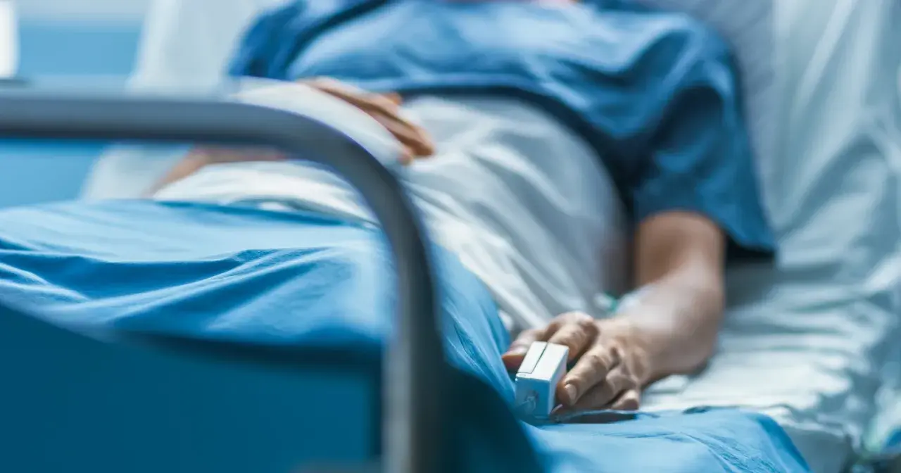 Śmierć kliniczna: Odwracalny stan. Co dzieje się z ciałem i umysłem?