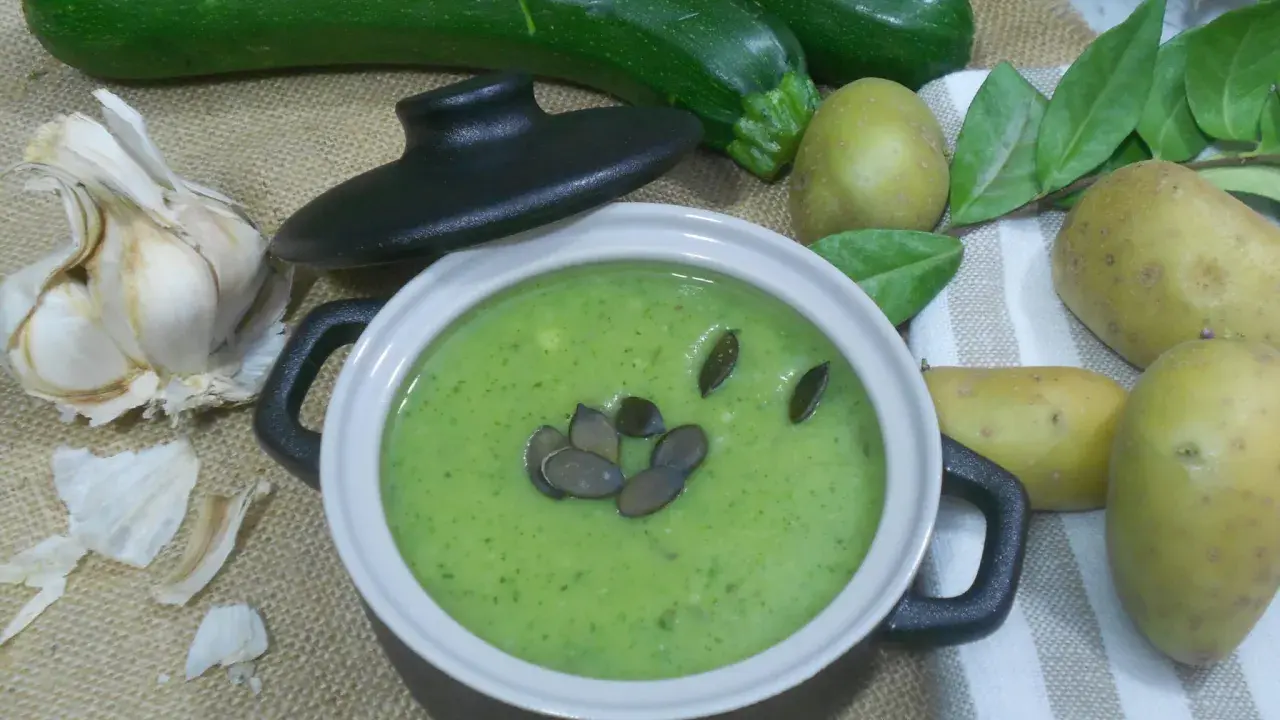 Soupe courgette pomme de terre : la recette inratable de Noël Philippe