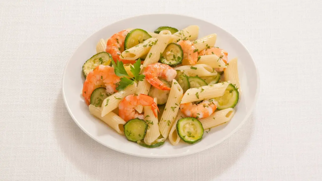 Pasta zucchine e gamberetti: la ricetta cremosa e veloce perfetta