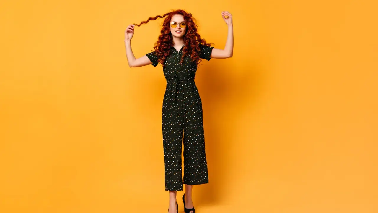 Jakie buty do letniego kombinezonu? Stylizacje na każdą okazję!