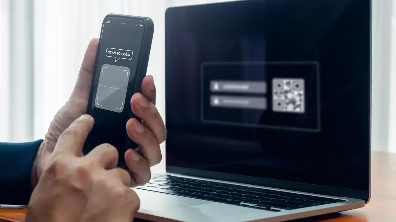Zeskanuj kod QR aparatem proste triki dla Androida i iPhone'a
