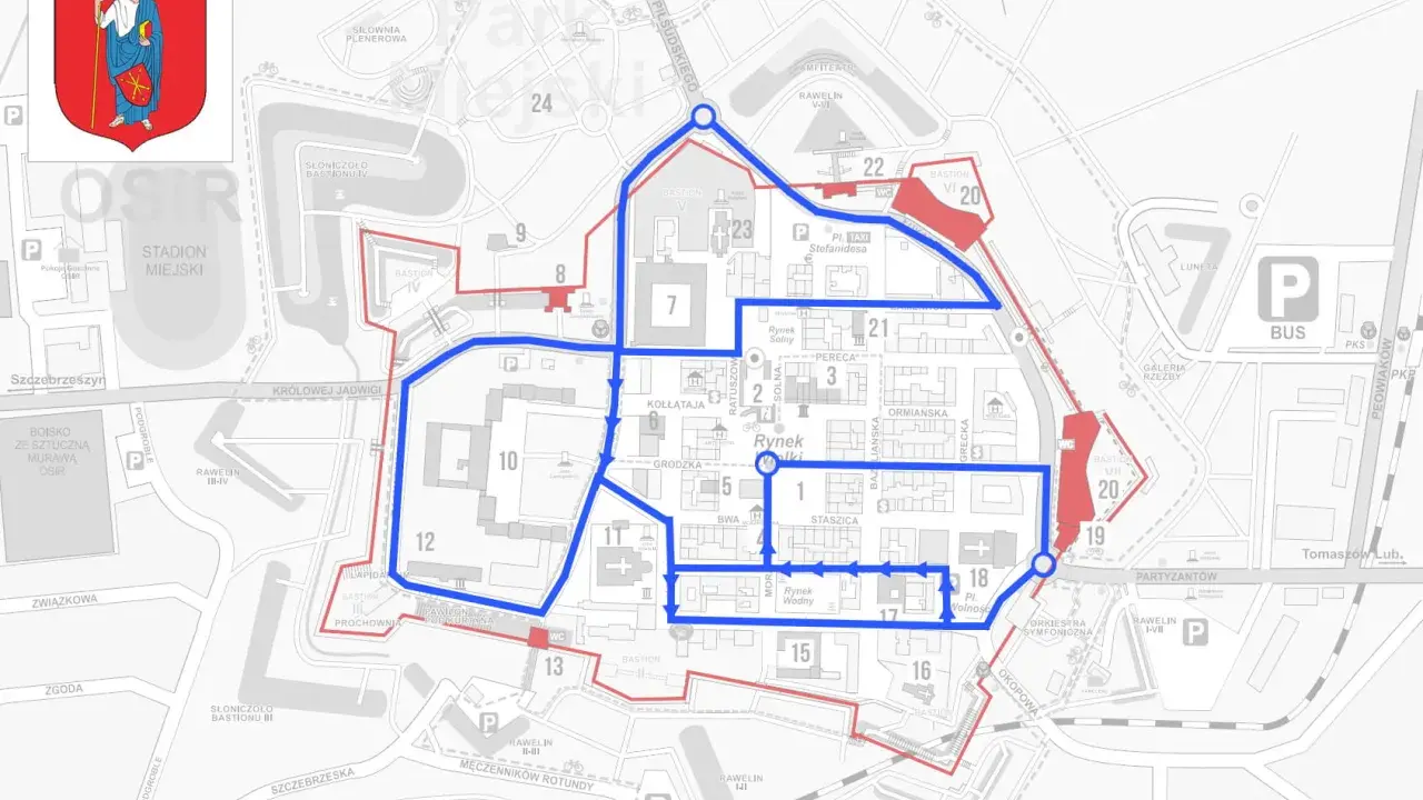Mapa pokazuje, gdzie leży Zamość, z zaznaczoną trasą spacerową po fortyfikacjach i Starym Mieście.
