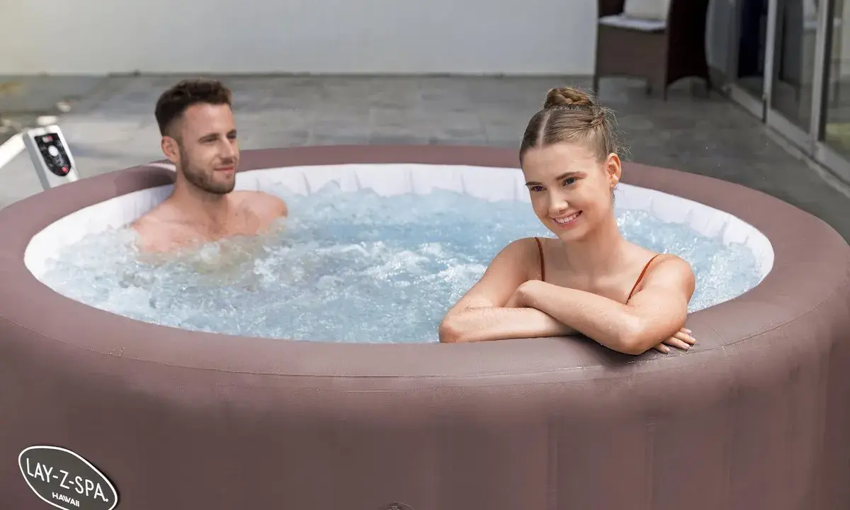 Marzysz o spa w ogrodzie? Wybór, koszty, pielęgnacja wszystko, co musisz wiedzieć