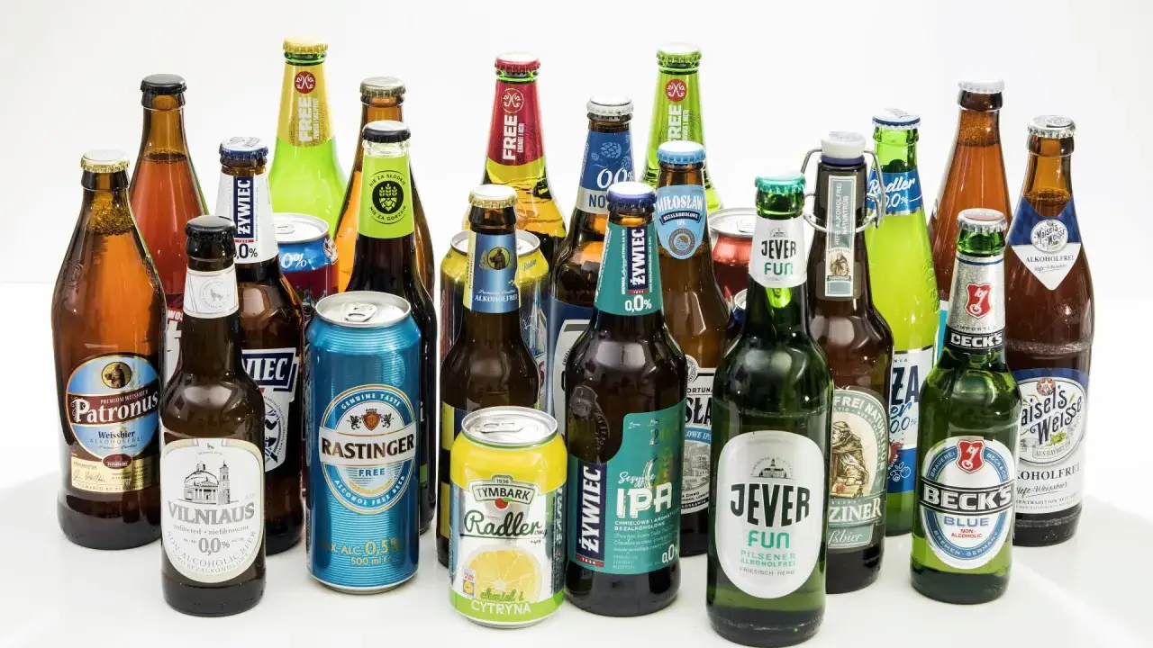 Duży wybór piw bezalkoholowych, w tym Żywiec IPA 0,0%, Jever Fun, Patronus Weissbier i wiele innych.