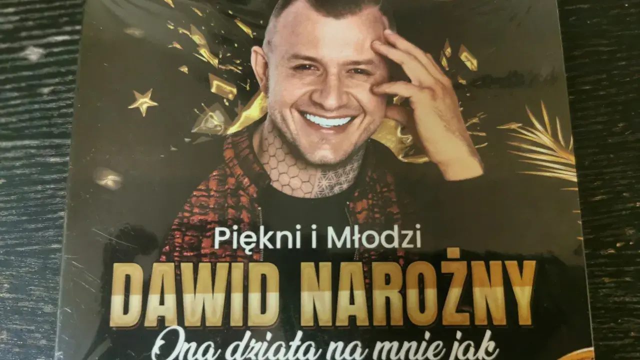 Kto śpiewa "Maju maj"? Piękni i Młodzi i historia hitu!