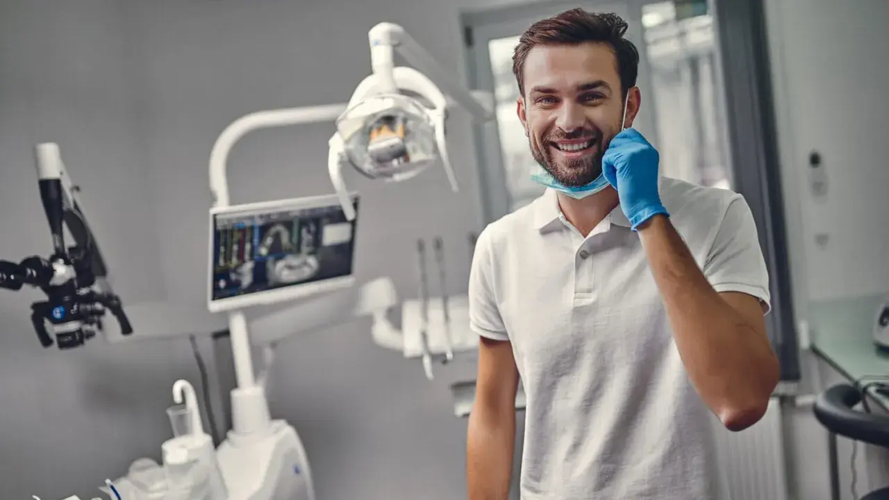Ile trwa wizyta u dentysty? Sprawdź czasy zabiegów i zaplanuj!