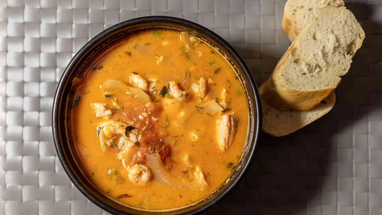 Soupe de poisson maison : la recette facile pour un délice authentique