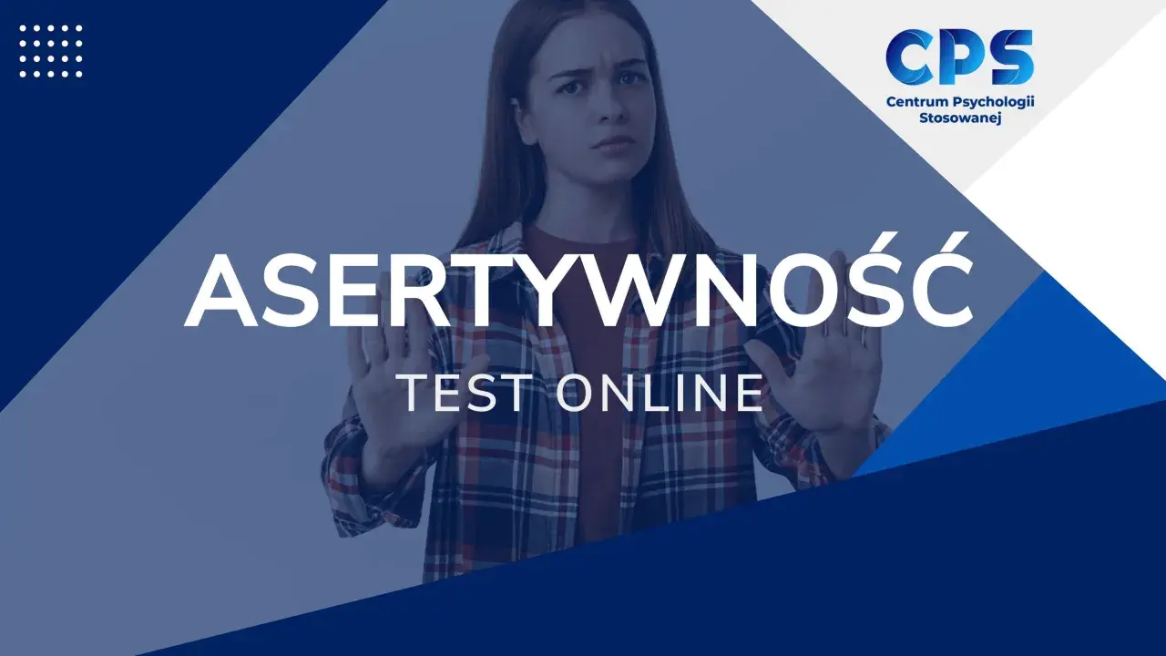 Młoda kobieta z uniesionymi dłońmi, symbolizująca asertywność. Obok napis "ASERTYWNOŚĆ TEST ONLINE".