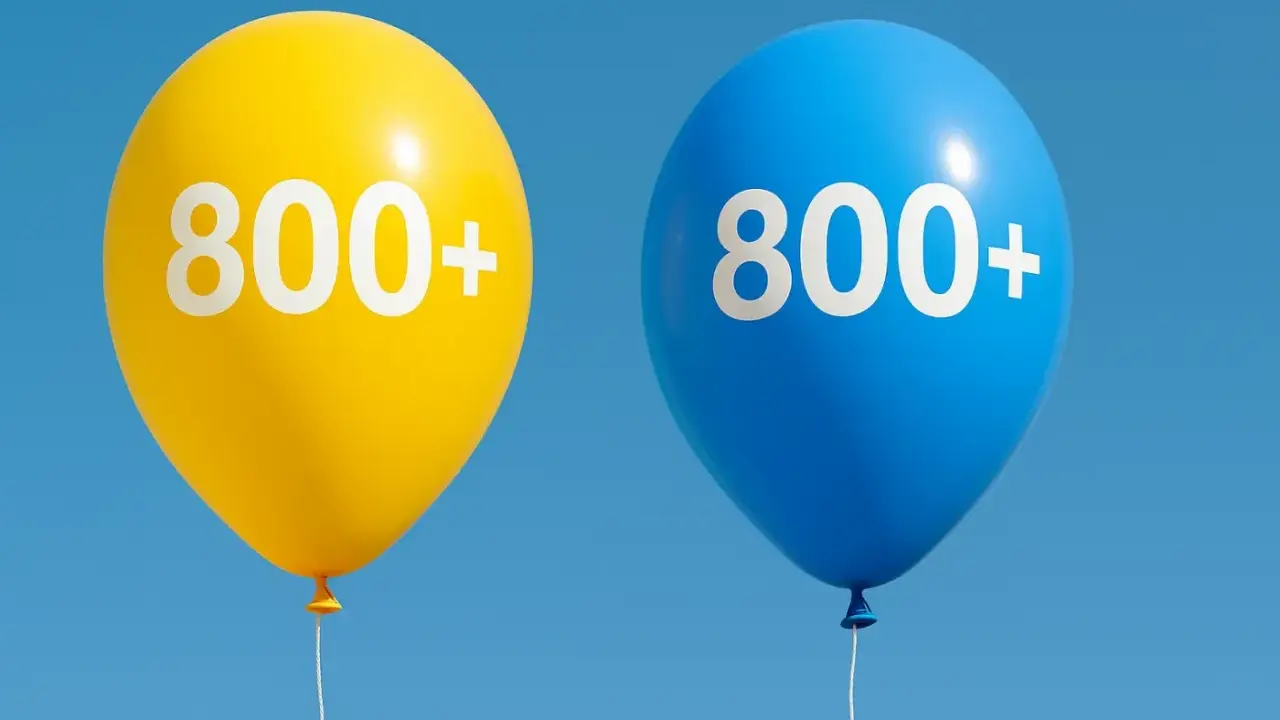 Dwa balony, żółty i niebieski, z napisem "800+". Kiedy złożyć wniosek o 800 plus?
