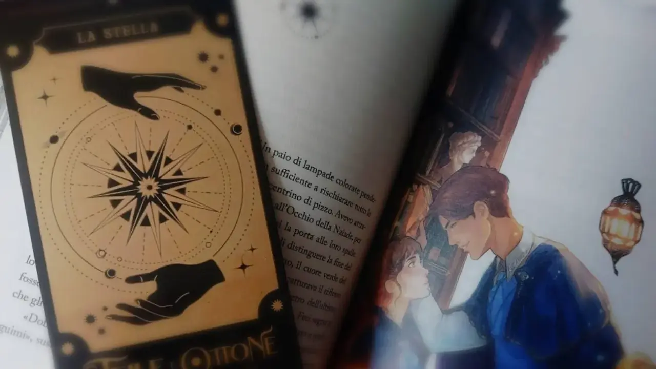 Segnalibro con "La Stella" e illustrazione di una coppia, tra pagine di libri romance fantasy.