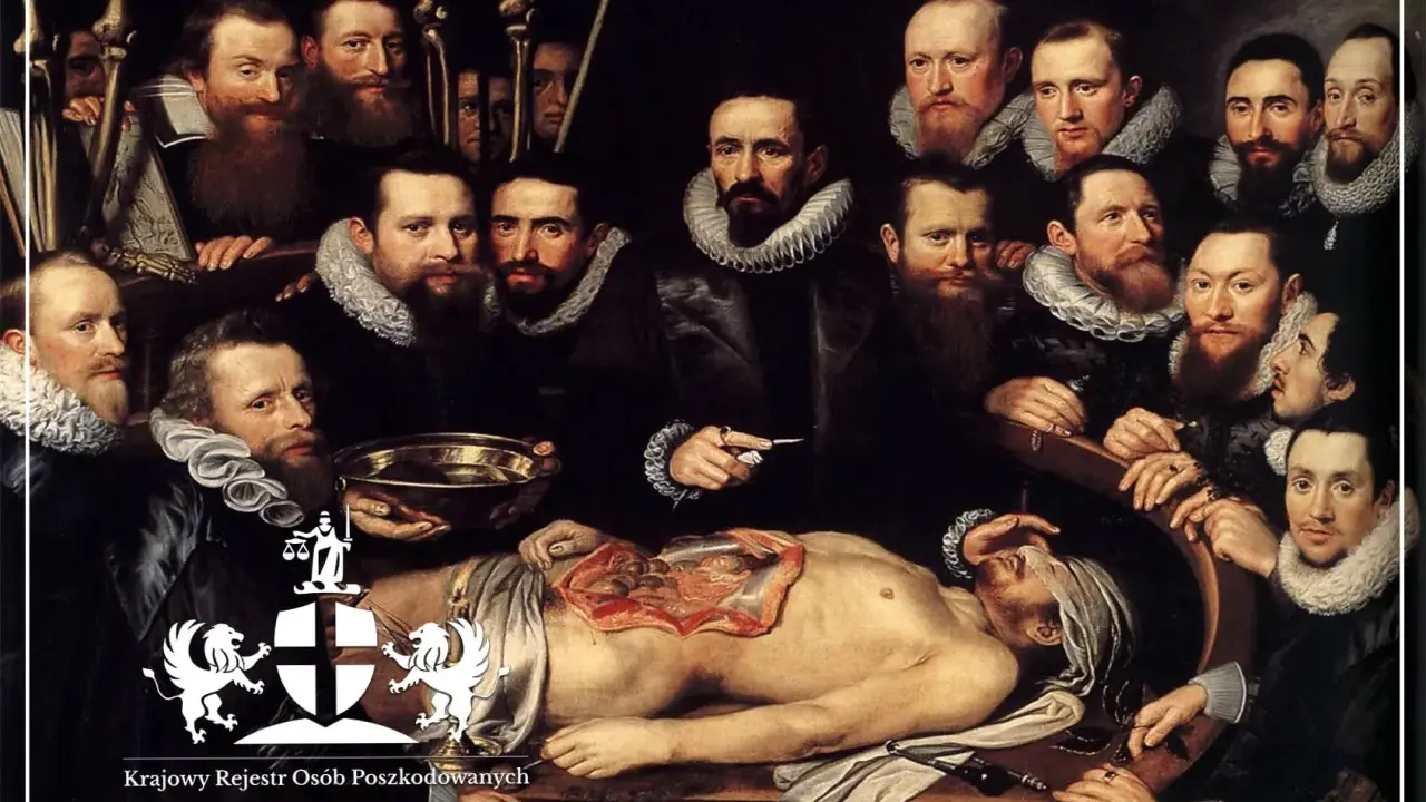 Grupa lekarzy przygląda się sekcji zwłok. Obraz ten, choć makabryczny, pokazuje, czym jest post mortem – badanie pośmiertne.