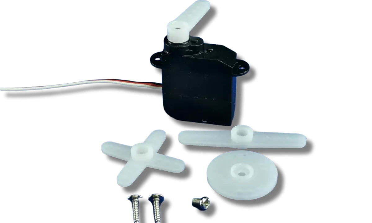 Ein d47 Servo mit Kabel und verschiedenen weißen Anbauteilen wie Propeller und Schrauben.
