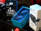 Zestawy interkomów Cardo Freecom 4x i Spirit HD. Dowiedz się, co to jest interkom i jakie ma funkcje.
