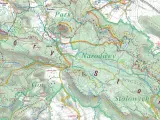 Mapa atrakcji Gór Stołowych: szlaki piesze, punkty widokowe, schroniska i zabytki.