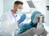 Pokonaj lęk przed dentystą: Bezbolesne metody i spokojna wizyta