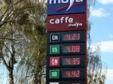 Cennik stacji Moya: ON 4.21, 95 4.08, ON Power 4.35, 98 4.42. Ile oleju napędowego z baryłki ropy?