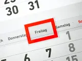 Kalenderblatt mit markiertem Freitag. Die Planung für die **Winterferien 2026** beginnt!