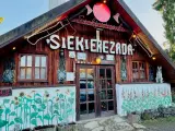 Cisna: Najlepsze jedzenie w Bieszczadach? Sprawdź kultowe miejsca!
