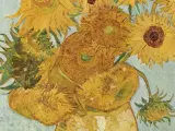 Un bouquet de tournesols éclatants dans un vase, œuvre d'un peintre post impressionniste. Les textures vibrantes et les couleurs chaudes évoquent la lumière du sud.
