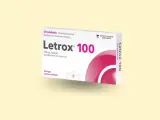 Opakowanie leku Letrox 100, zawierającego lewotyroksynę, 50 tabletek po 100 µg. Informacja o zmianie składu.