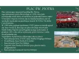 Plac św. Piotra w Watykanie, zaprojektowany przez Berniniego, to serce państwa Watykańskiego, gdzie odbywają się ważne wydarzenia.