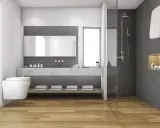 Modernes Bad mit Holzboden und Dusche. Eine tolle alternative zu fliesen im bad, die für Wärme und Stil sorgt.