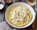 Jak podawać i jeść spaghetti z klasą? Uniknij faux pas!