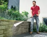 Jaki olej do myjki ciśnieniowej? Wybierz dobrze i oszczędź na naprawach!