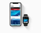 Apple Wallet przechowuje karty płatnicze, bilety lotnicze i karty lojalnościowe, jak np. do Walgreens. Wygodne zarządzanie finansami i programami lojalnościowymi.