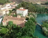 Guía Termas Pallarés: Hoteles, lago y bienestar. ¿Listo para el relax?