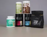 Verschiedene Proteinpulver: veganes Protein, Whey Protein Isolate und mehr. Der Unterschied zwischen Whey Protein und normalem Protein liegt in der Herkunft und Verdaulichkeit.