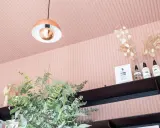 Malowanie paneli ściennych: Poradnik DIY. Odmień wnętrze bez błędów!
