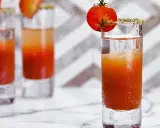 Jak zrobić drink 3 kolory? Przepis na Wściekłego Psa i inne shoty!
