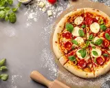 Pizza maison parfaite : mes secrets pour une pâte et cuisson réussies